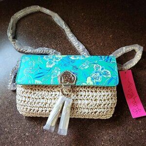 New lilly Pulitzer cross body straw handbag in a flutter botanical green